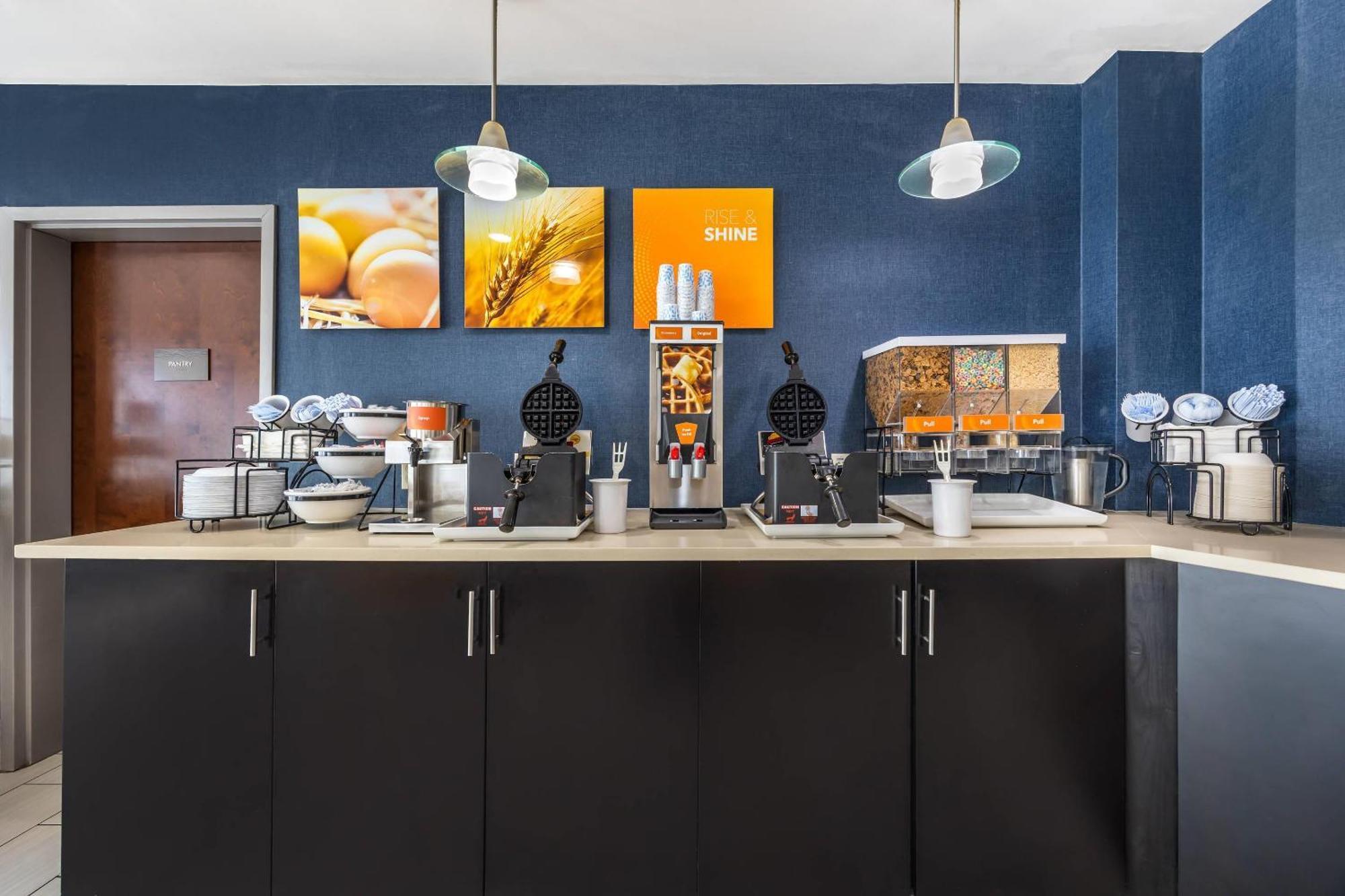 Comfort Inn & Suites Chattanooga West - Lookout Mountain Екстериор снимка